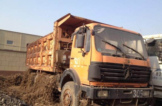 重庆嘉定报废车回收,车辆报废回收公司